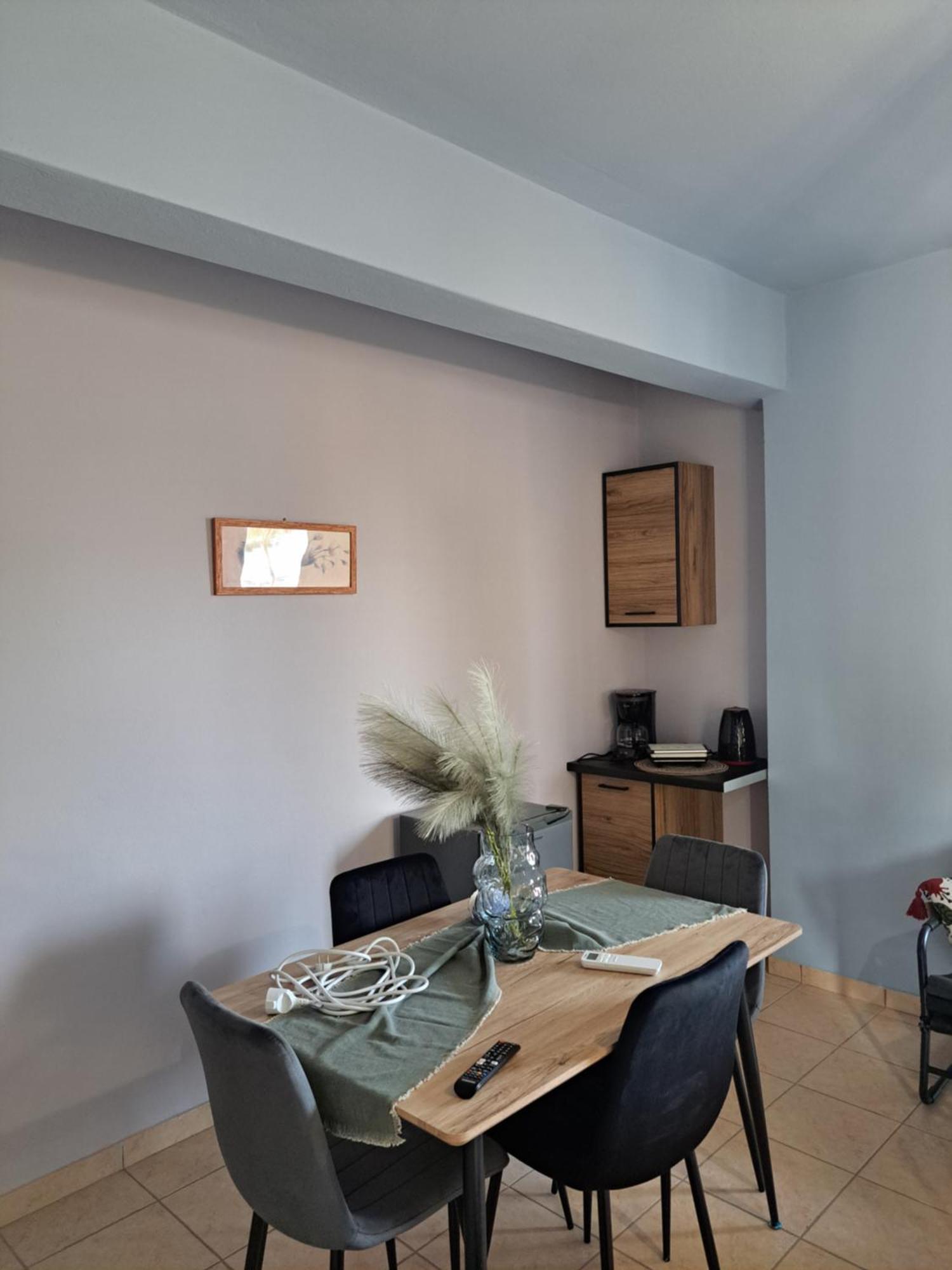 Seashell Apartment Artemida  Dış mekan fotoğraf